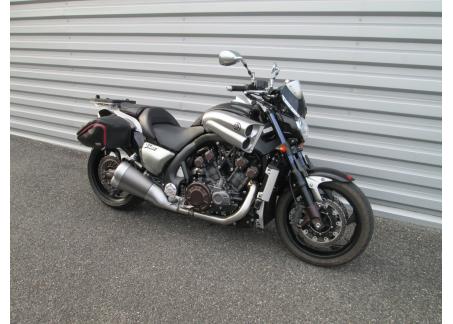 YAMAHA V-MAX 1700