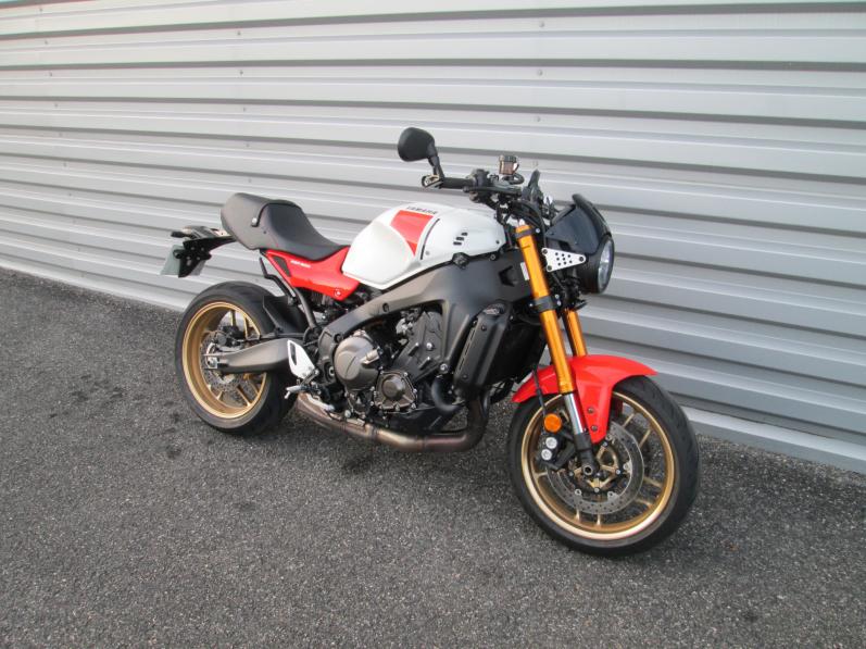 YAMAHA XSR 900 ABS