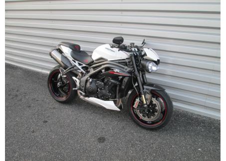 TRIUMPH SPEED TRIPLE 1050 RS