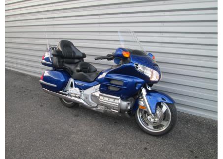 HONDA GL1800 GOLDWING