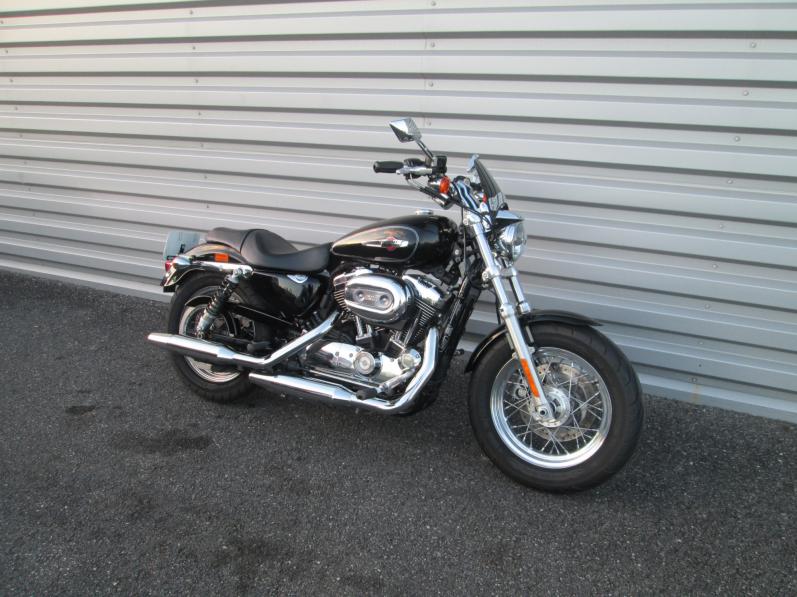 HARLEY-DAVIDSON SPORTSTER 1200